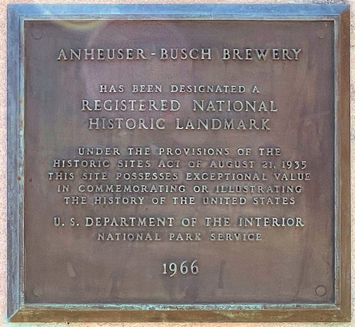 Plaque